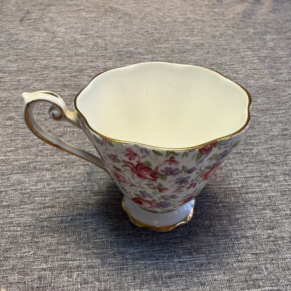 ROYAL STANDARD tea cup, footed, fine bone china, England, pink & blue floral - Picture 2 of 4